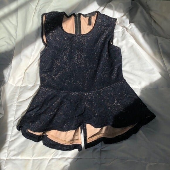 ⚫️ BCBGMaxAzria Small Blue Lace Classy Top - Picture 2 of 7